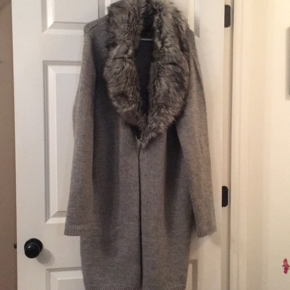 Forever 21 Sweaters - Women’s plus size fur-collar lined long-line cardi
